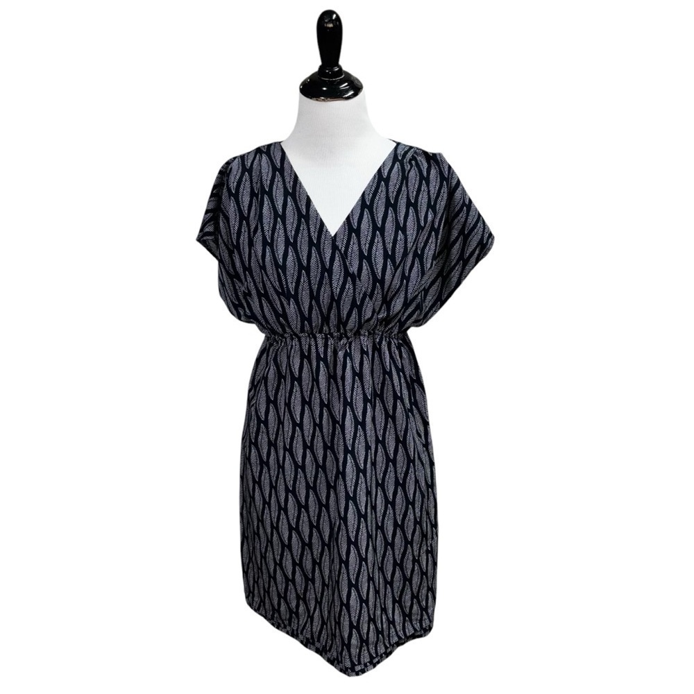 H&M Mama Women's S Small Maternity Mini Dress Empire Waist Feather Print Blue